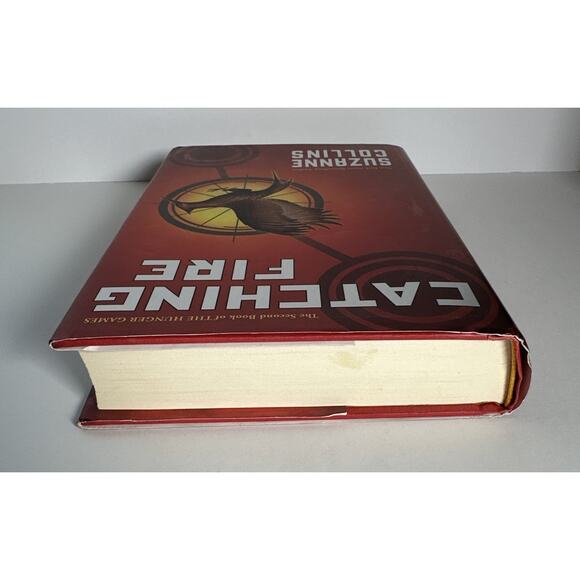 THE HUNGER GAMES CATCHING FIRE by Suzanne Collins 2009 1ST Edition - Picture 6 of 9